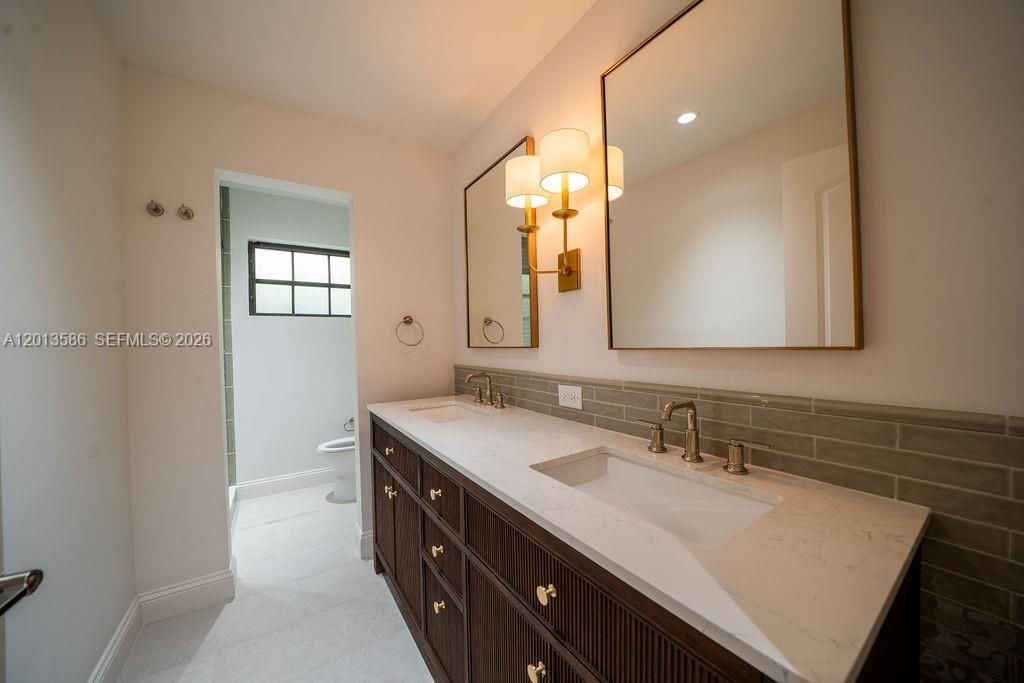 1550 S Greenway Dr, Coral Gables, FL 33134 Photo