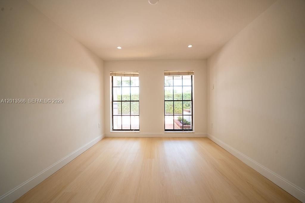 1550 S Greenway Dr, Coral Gables, FL 33134 Photo