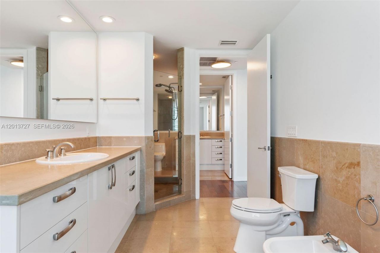 5959 Collins Ave , Unit 1101, Miami Beach, FL 33140 Photo
