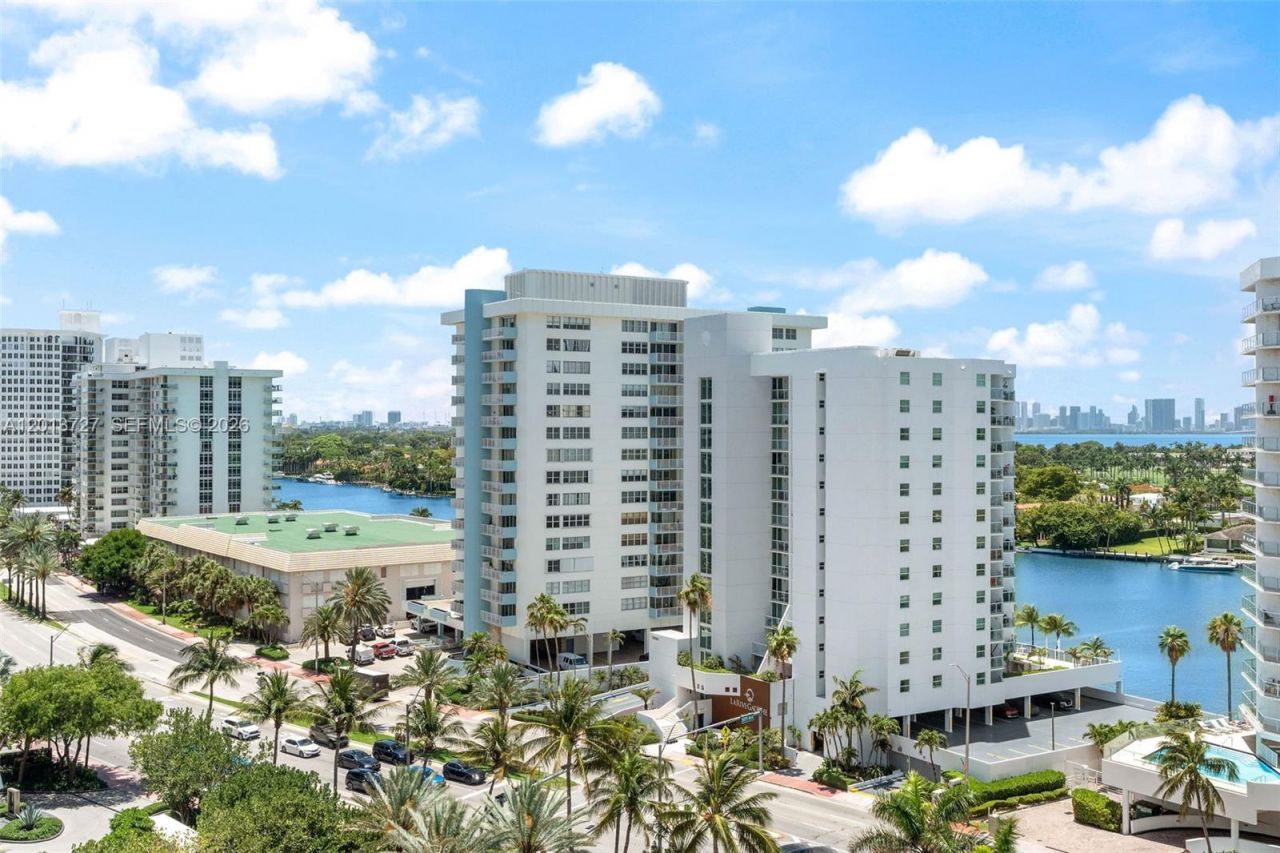 5959 Collins Ave , Unit 1101, Miami Beach, FL 33140 Photo