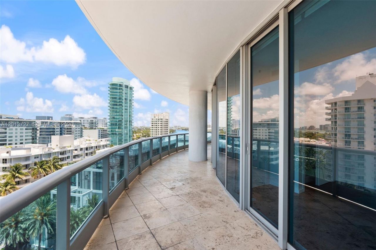 5959 Collins Ave , Unit 1101, Miami Beach, FL 33140 Photo