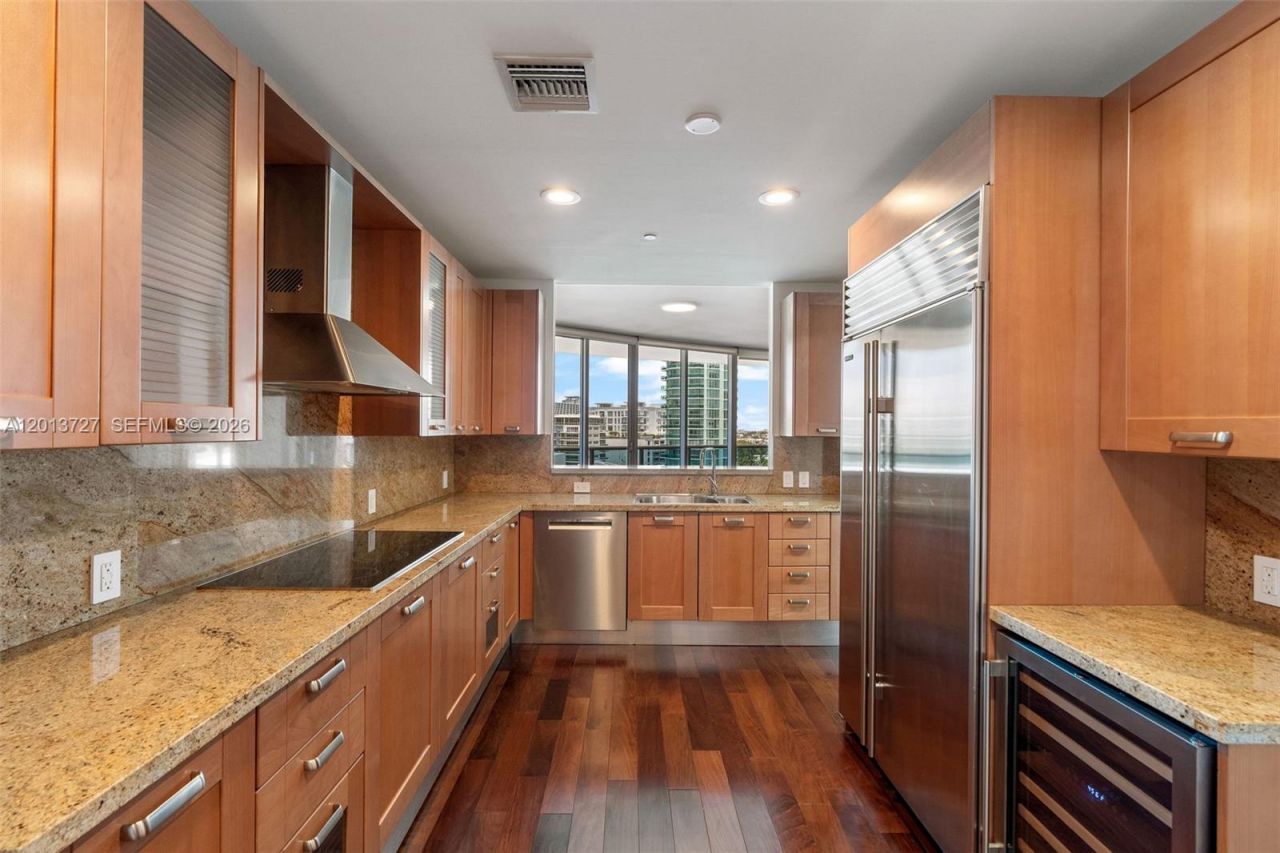 5959 Collins Ave , Unit 1101, Miami Beach, FL 33140 Photo