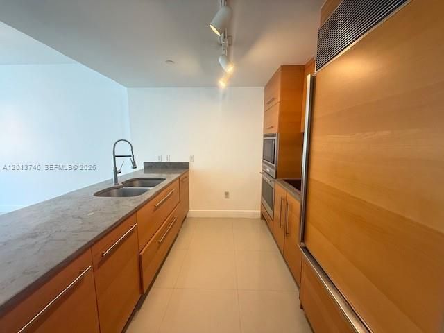 475 Brickell Ave, Unit 2411, Miami, FL 33131 Photo