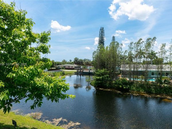 717 Gardens Dr , Unit 201, Pompano Beach, FL 33069
