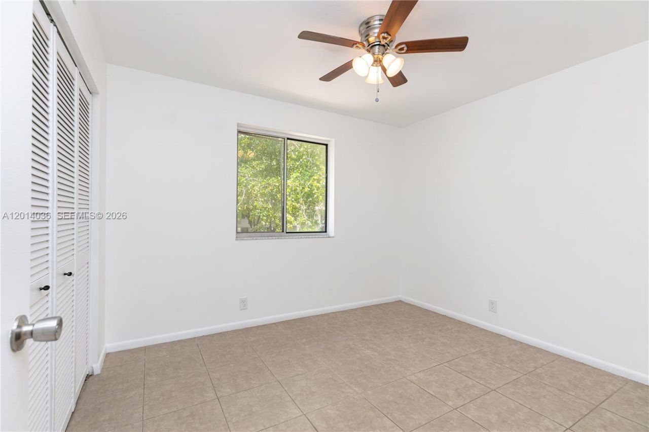 717 Gardens Dr , Unit 201, Pompano Beach, FL 33069 Photo