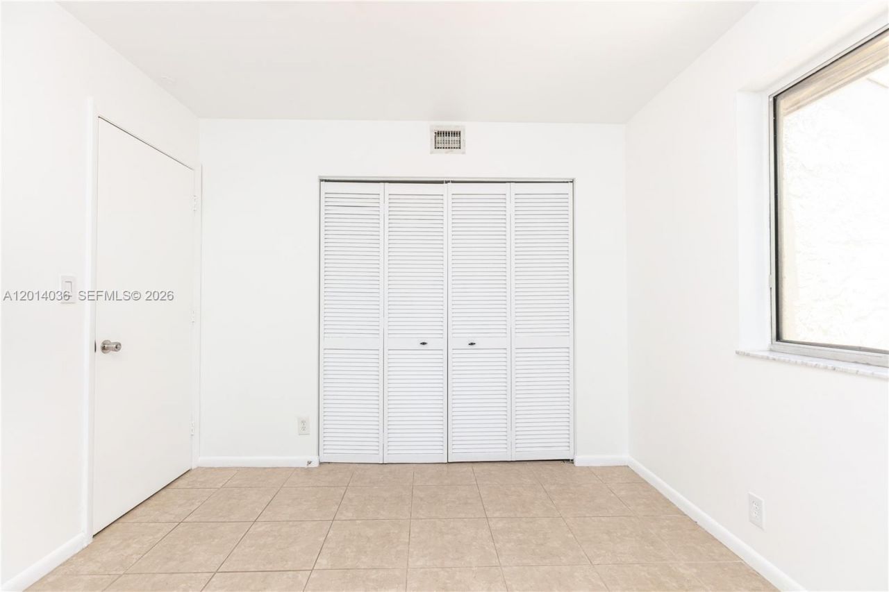 717 Gardens Dr , Unit 201, Pompano Beach, FL 33069 Photo