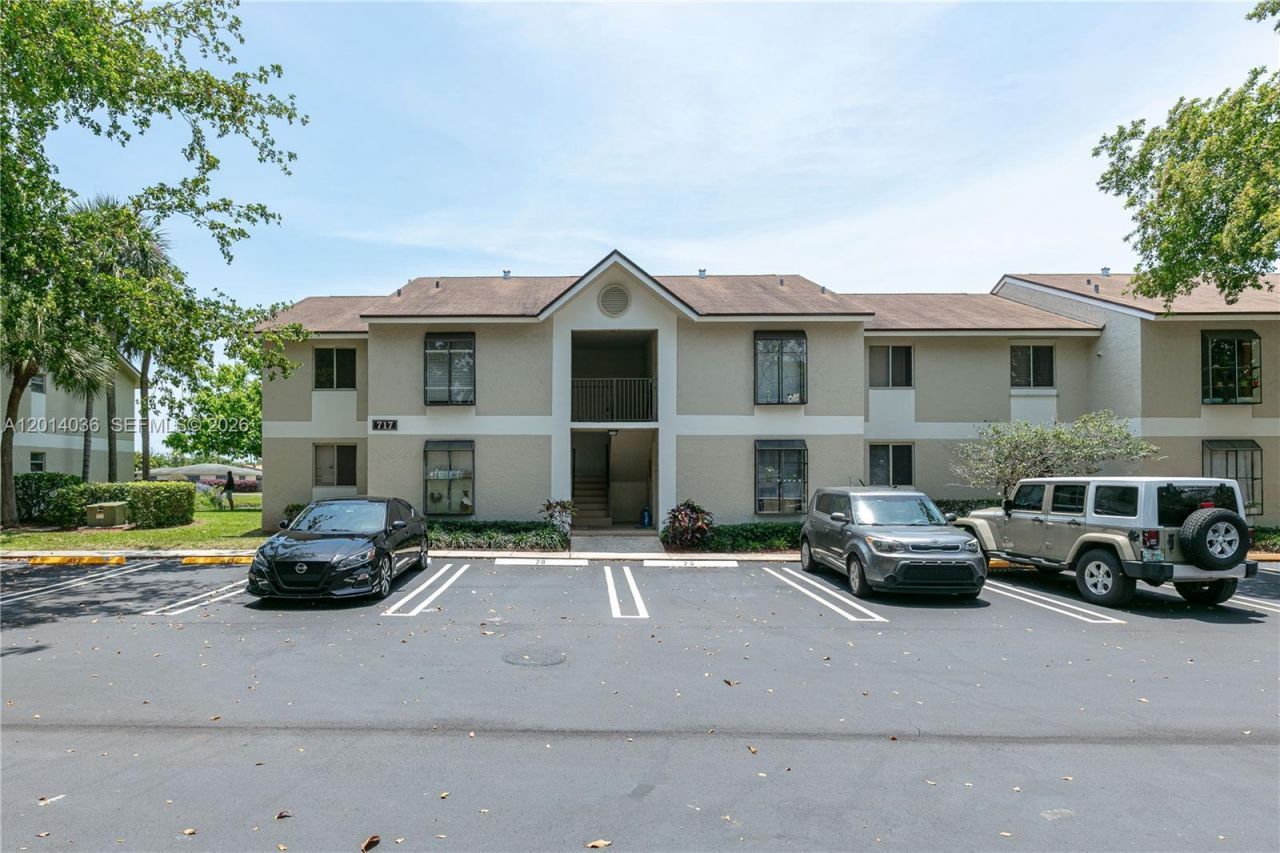717 Gardens Dr , Unit 201, Pompano Beach, FL 33069 Photo