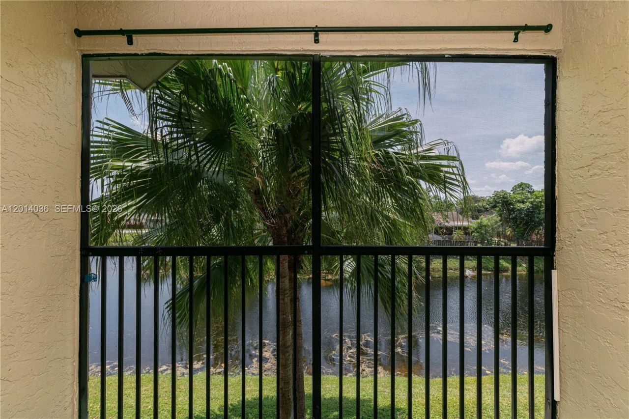 717 Gardens Dr , Unit 201, Pompano Beach, FL 33069 Photo