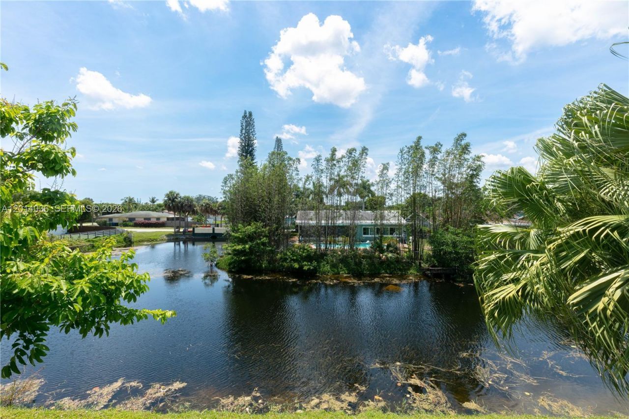 717 Gardens Dr , Unit 201, Pompano Beach, FL 33069 Photo
