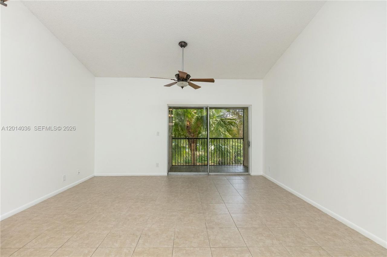 717 Gardens Dr , Unit 201, Pompano Beach, FL 33069 Photo