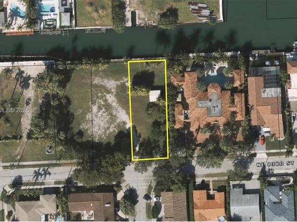 1131 NE 83rd , Miami, FL 33138