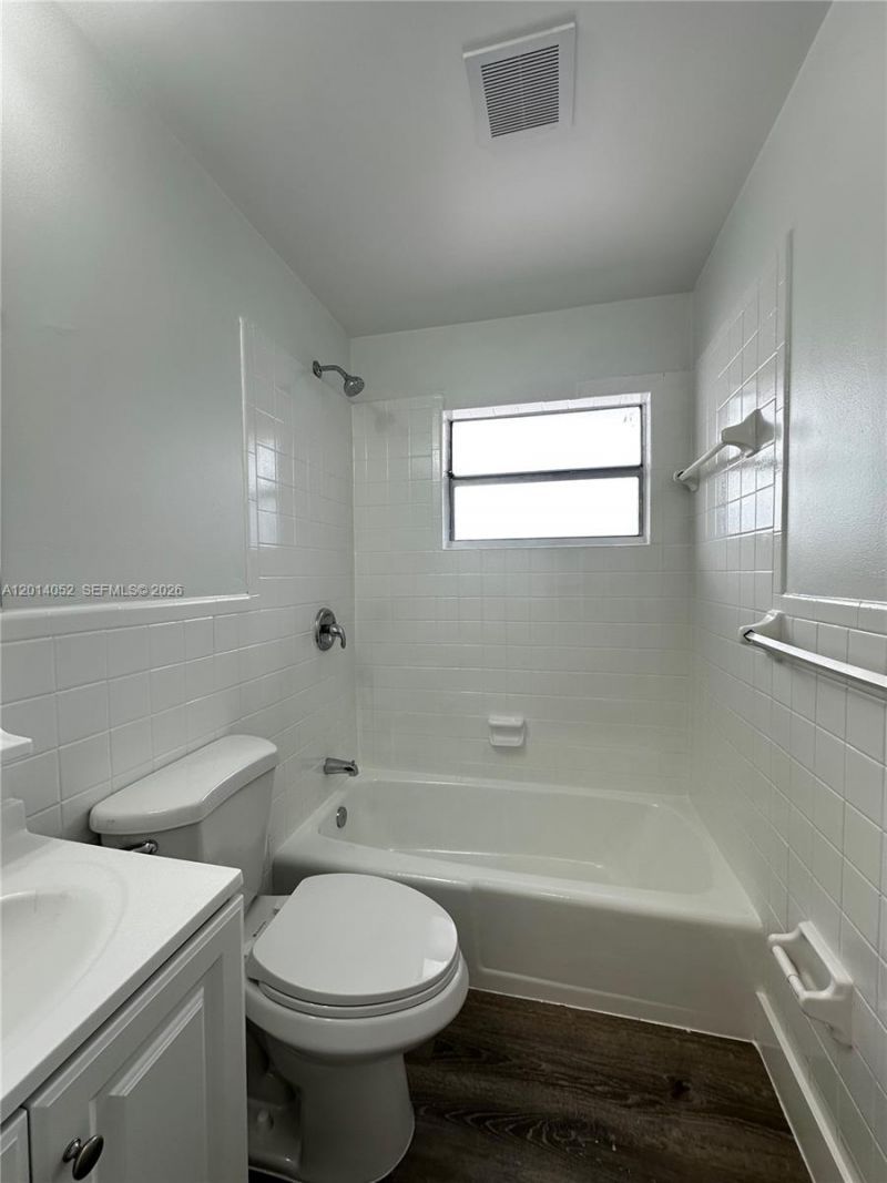 5841 SW 36th Ct , Unit 205, Davie, FL 33314 Photo
