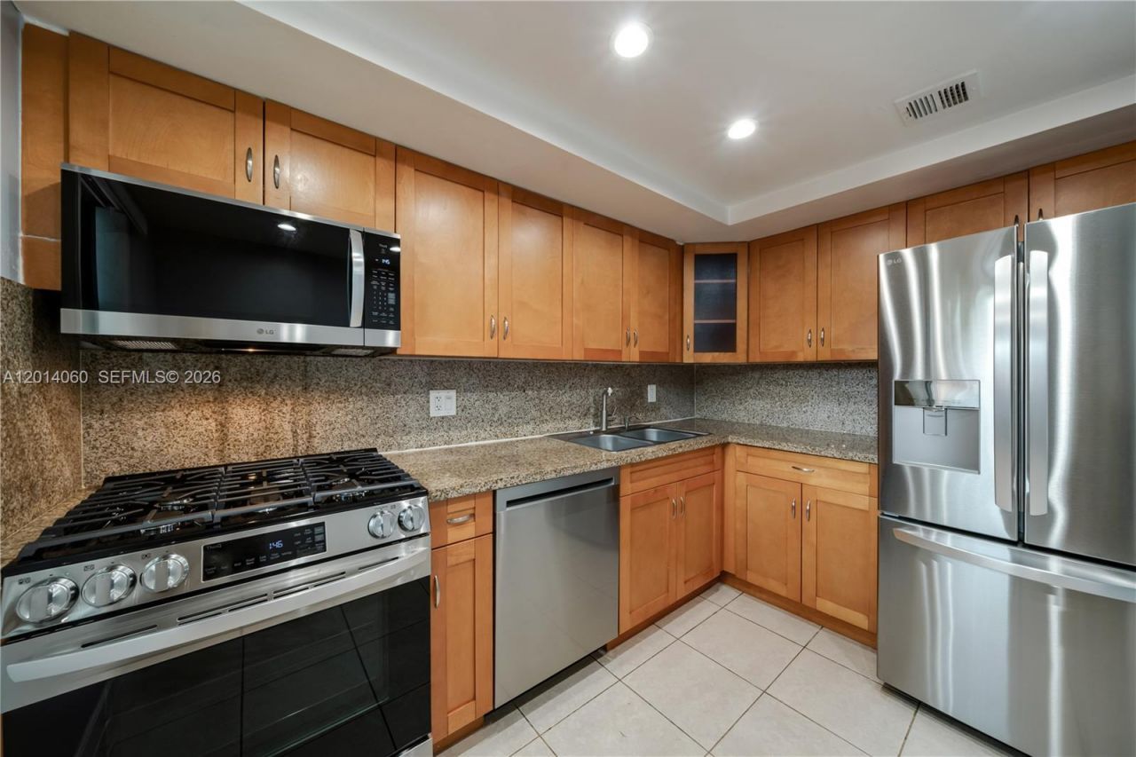 6929 SW 110th Ave, Miami, FL 33173 Photo