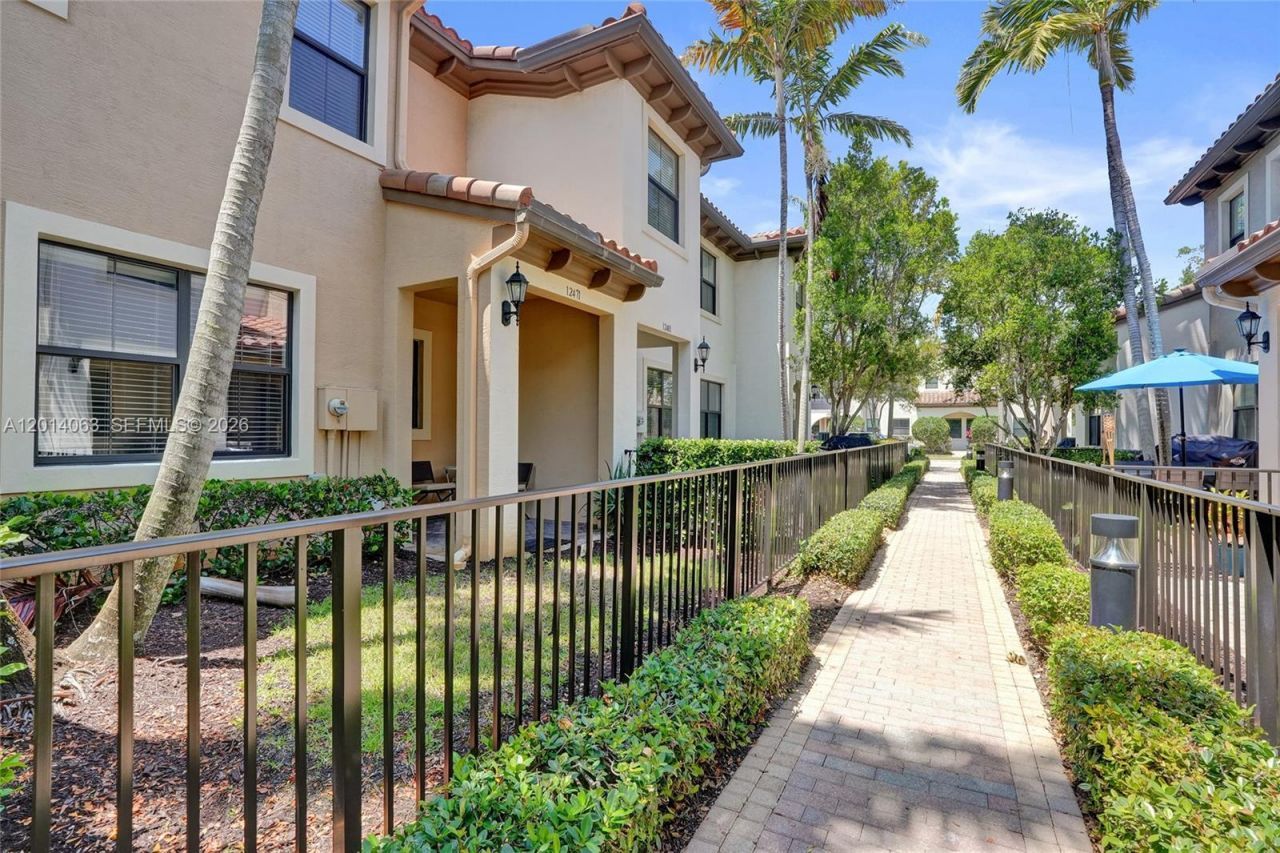 12471 NW 32nd Mnr, Unit 12471, Sunrise, FL 33323 Photo