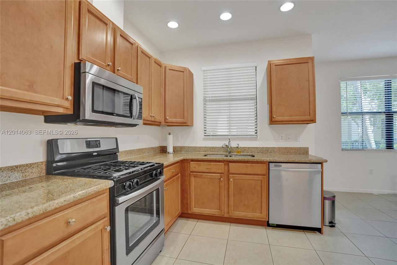 12471 NW 32nd Mnr, Unit 12471, Sunrise, FL 33323 Photo
