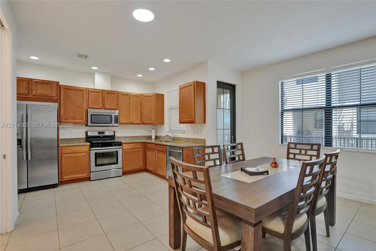 12471 NW 32nd Mnr, Unit 12471, Sunrise, FL 33323 Photo