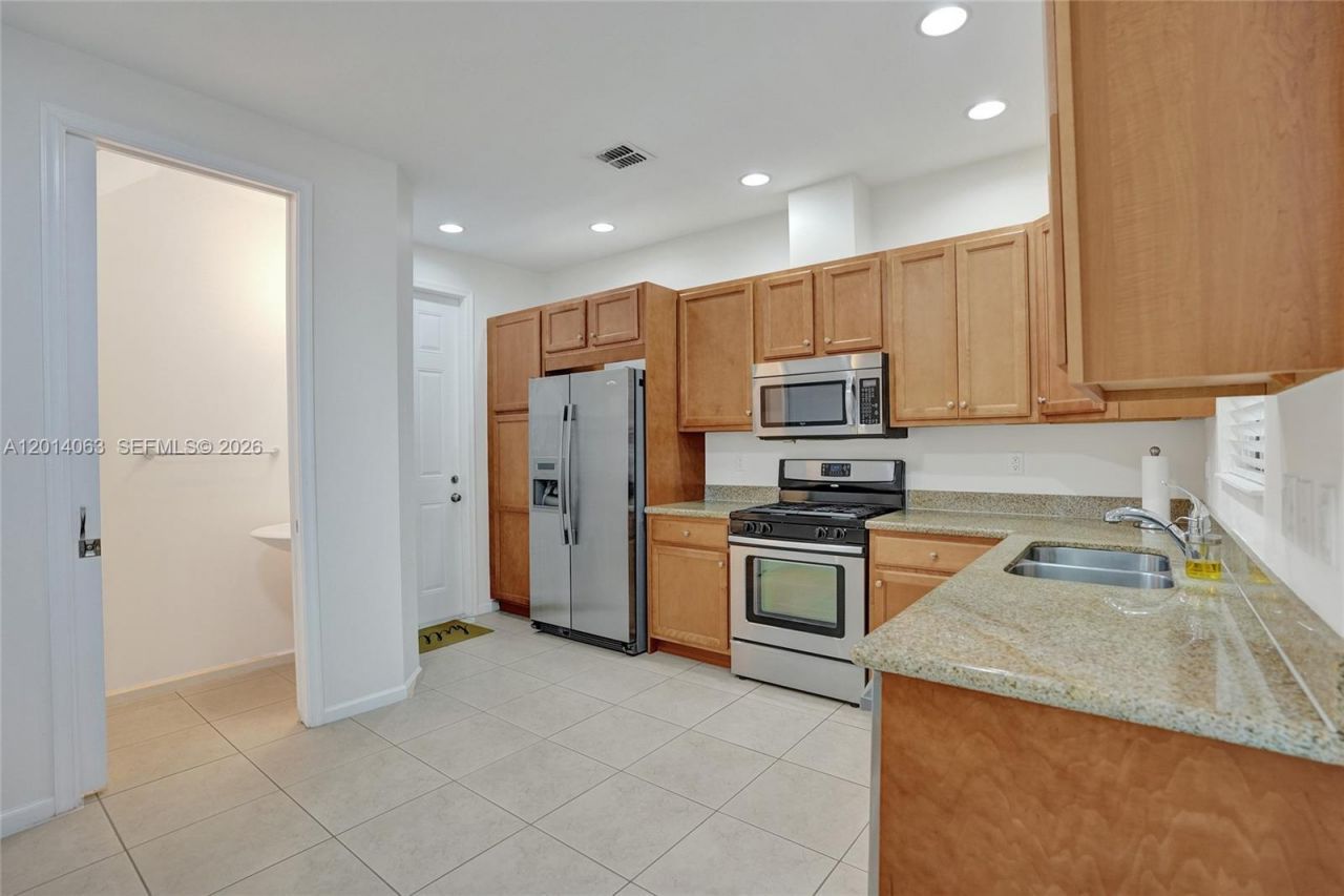 12471 NW 32nd Mnr, Unit 12471, Sunrise, FL 33323 Photo