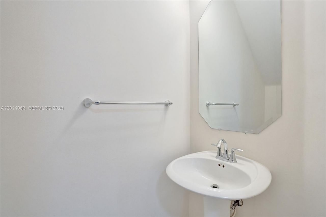12471 NW 32nd Mnr, Unit 12471, Sunrise, FL 33323 Photo
