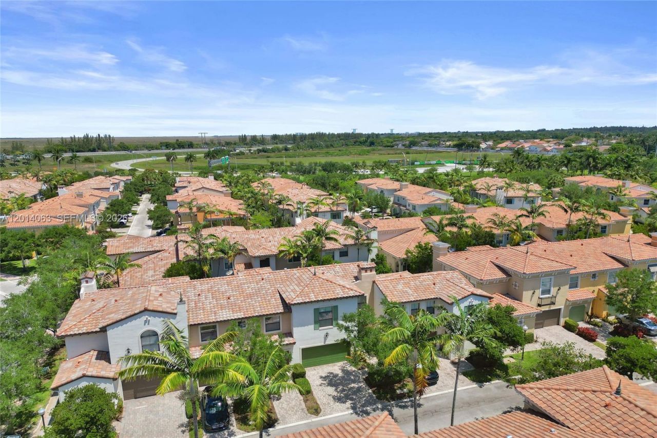 12471 NW 32nd Mnr, Unit 12471, Sunrise, FL 33323 Photo