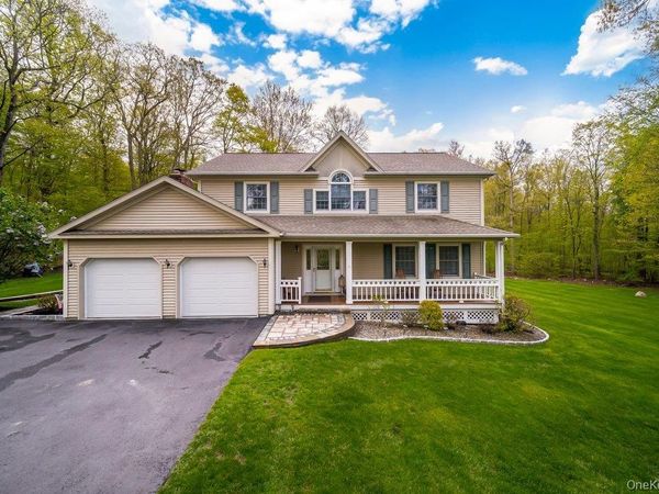 15 Grandview Terrace , Wallkill, NY 12589