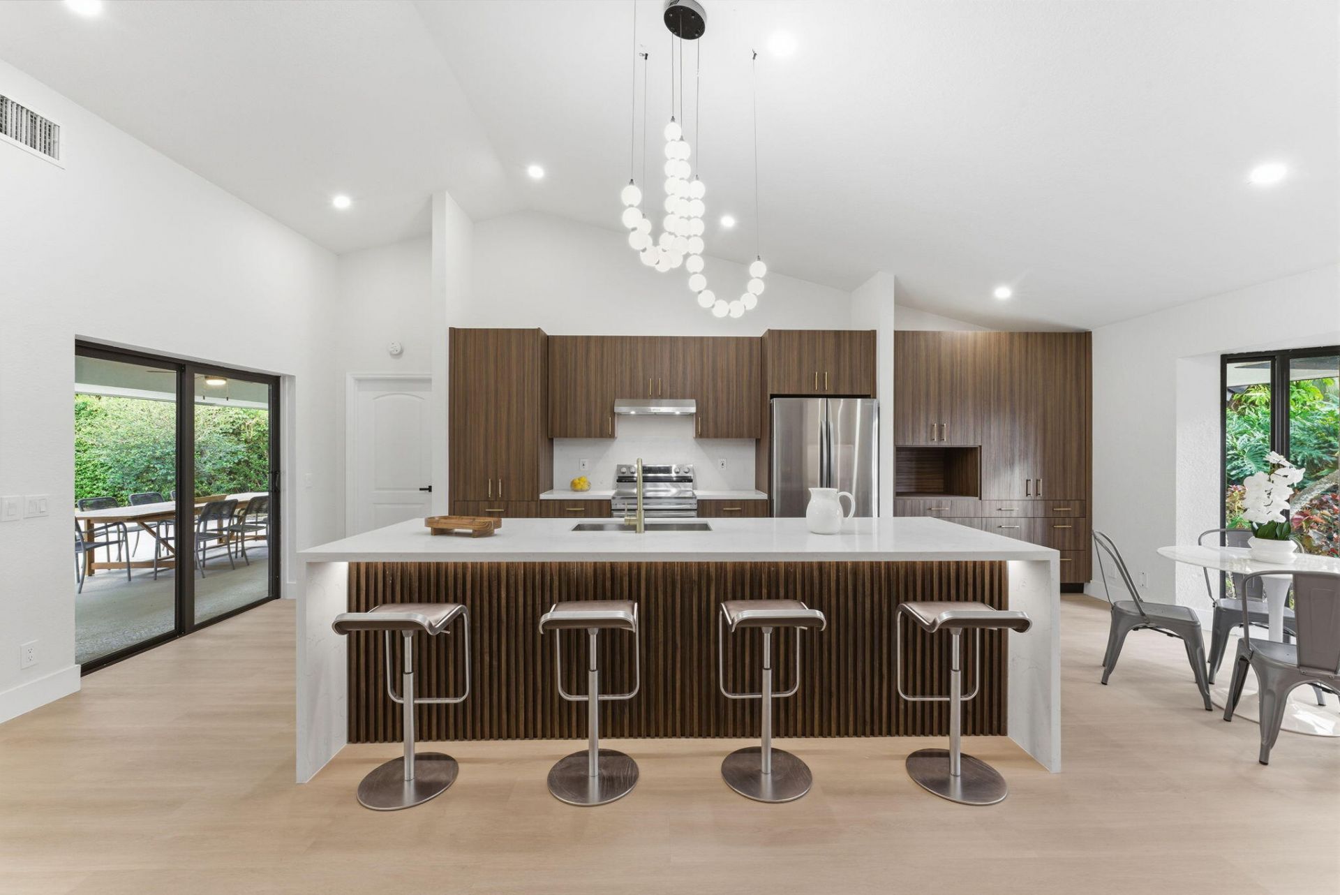 2 Dunbar Road, Palm Beach Gardens, FL 33418 Photo