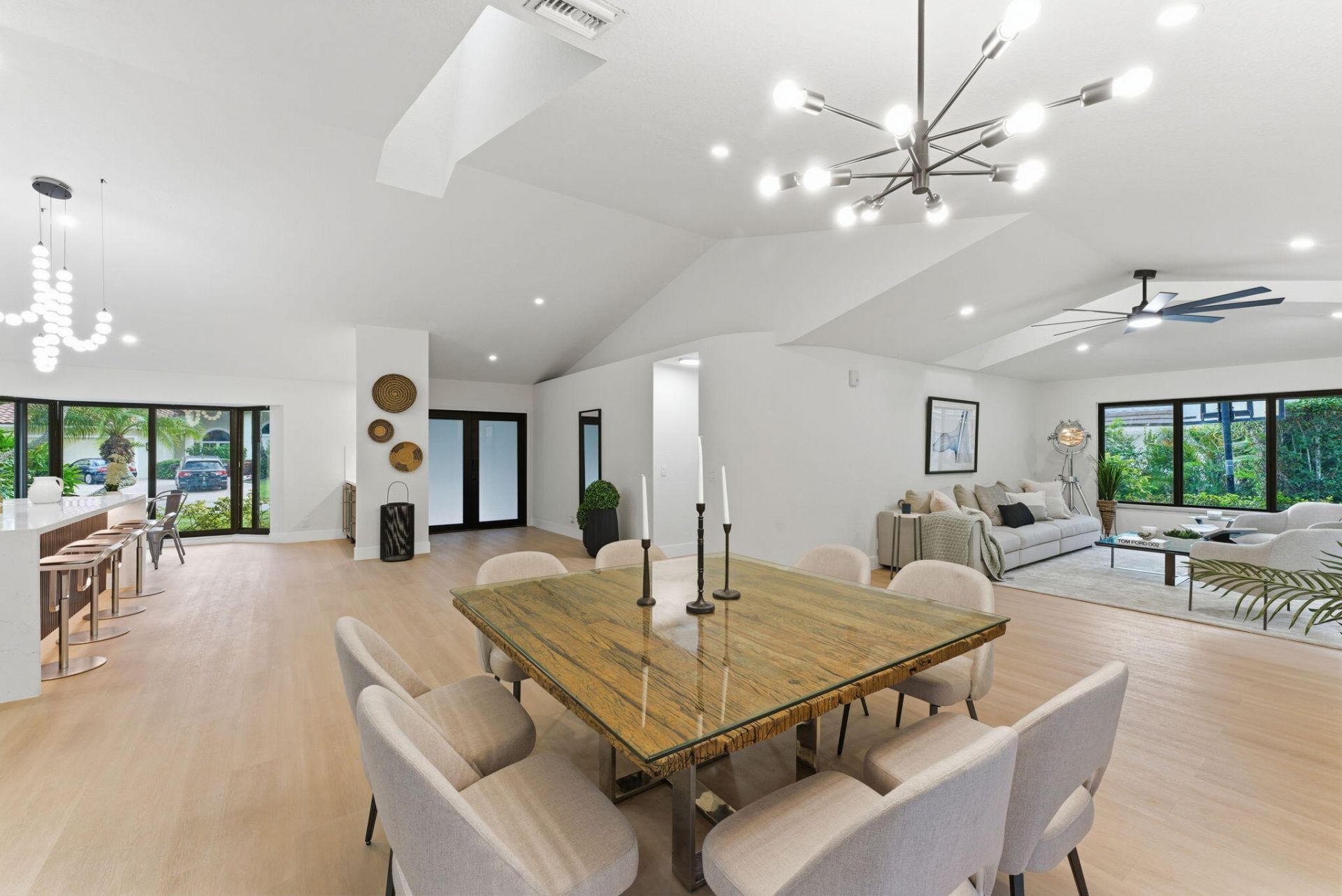 2 Dunbar Road, Palm Beach Gardens, FL 33418 Photo