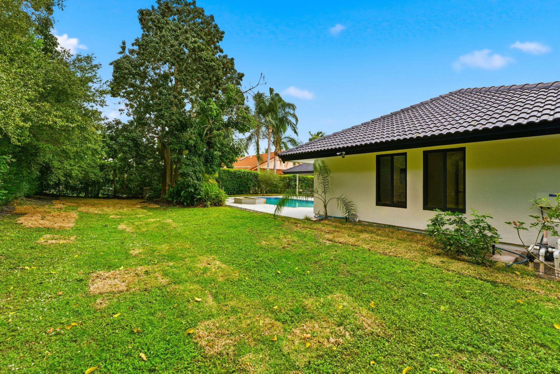 2 Dunbar Road, Palm Beach Gardens, FL 33418 Photo
