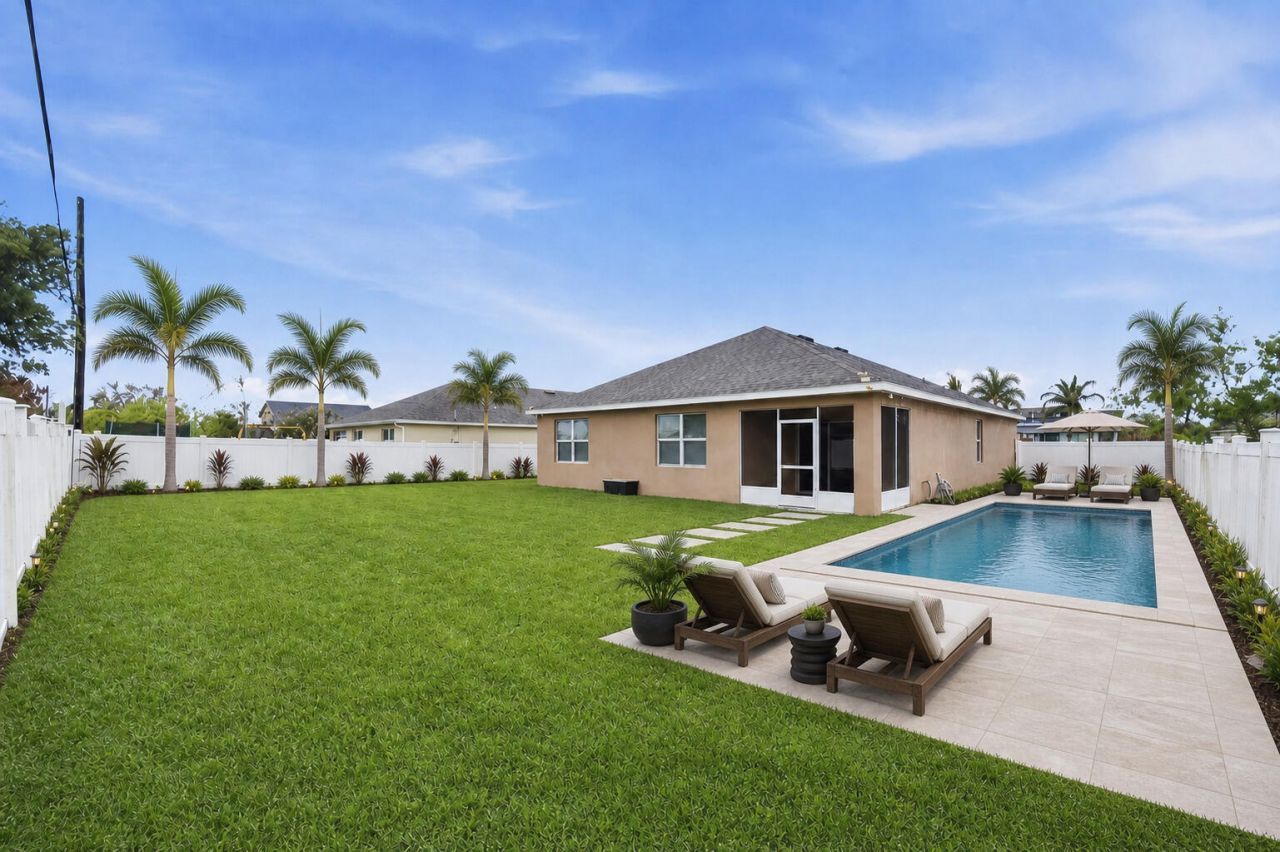 428 SE Fairchild Avenue, Port Saint Lucie, FL 34984 Photo