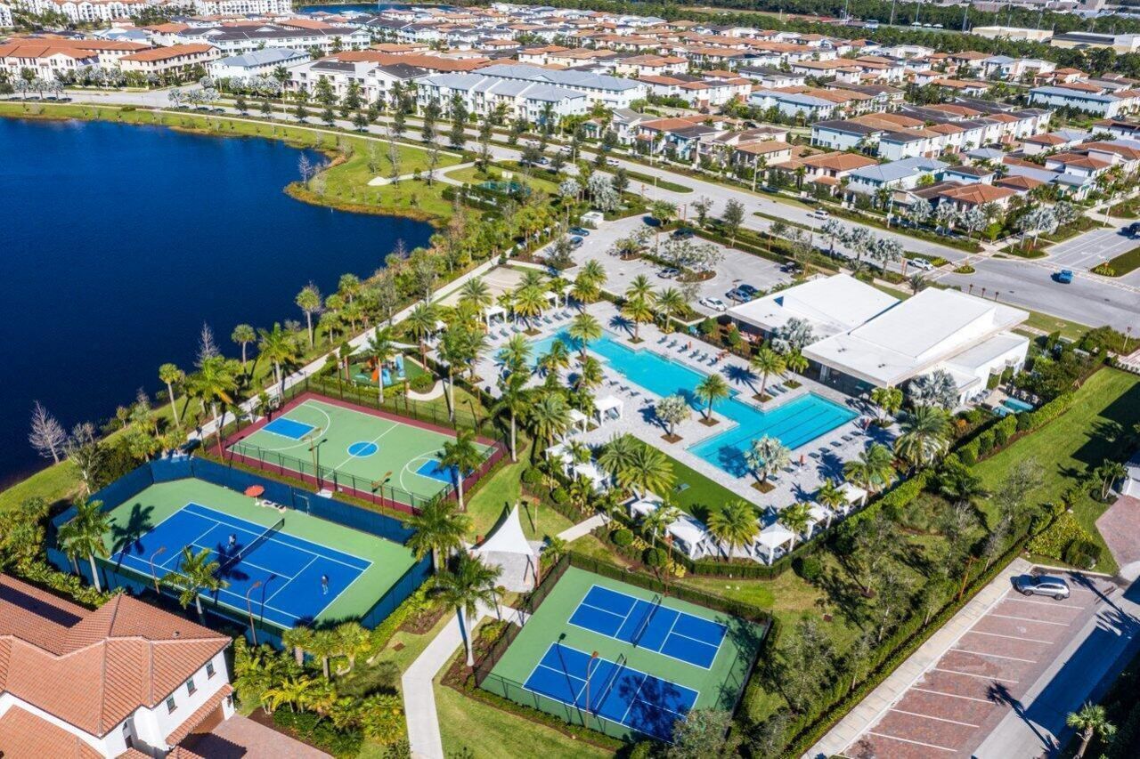 7115 Edison Place, Palm Beach Gardens, FL 33418 Photo