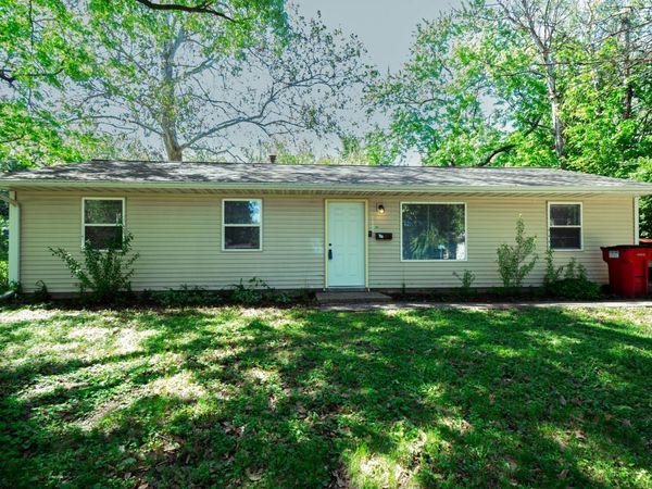 1607 Williamsburg Drive , Champaign, IL 61821