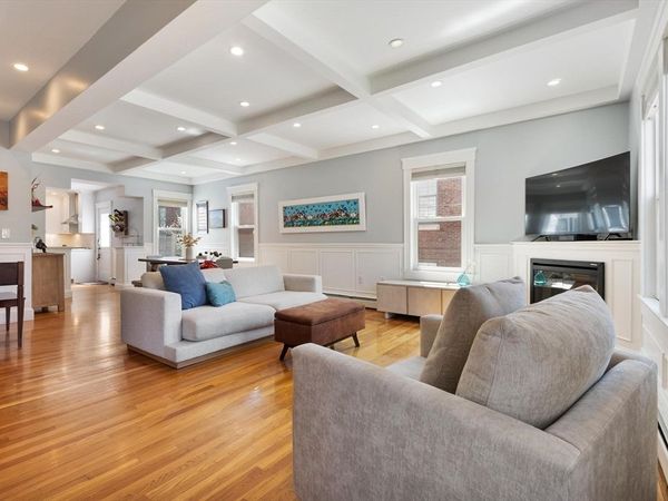 129 Washington St, Unit 129, Winchester, MA 01890