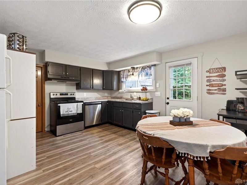 181 E Main Street, Enon Vlg, OH 45323 Photo 15