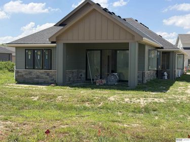 17516 Marinda Plaza, Omaha, NE 68130
