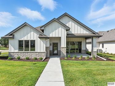 17507 Marinda Plaza , Omaha, NE 68130