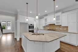 914 Battenkill Court photo 4