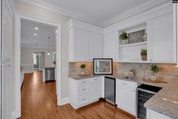 914 Battenkill Court photo 4