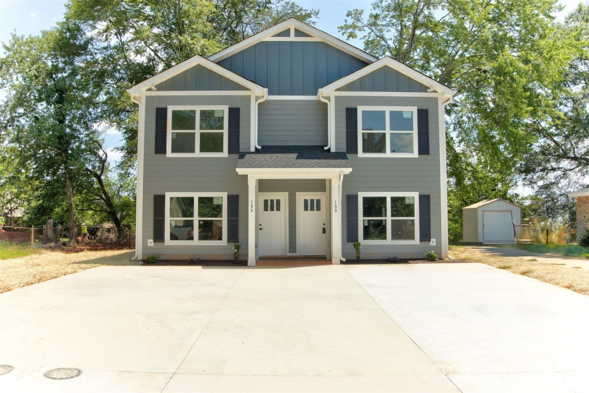 453-455 17th Avenue Ne, Hickory, NC 28601 Main Photo