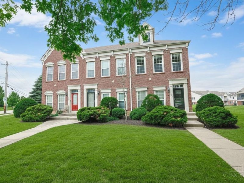 2031 E Seymour Avenue, Unit 31C, Cincinnati, OH 45237 Photo 1