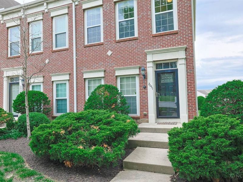 2031 E Seymour Avenue, Unit 31C, Cincinnati, OH 45237 Photo 2