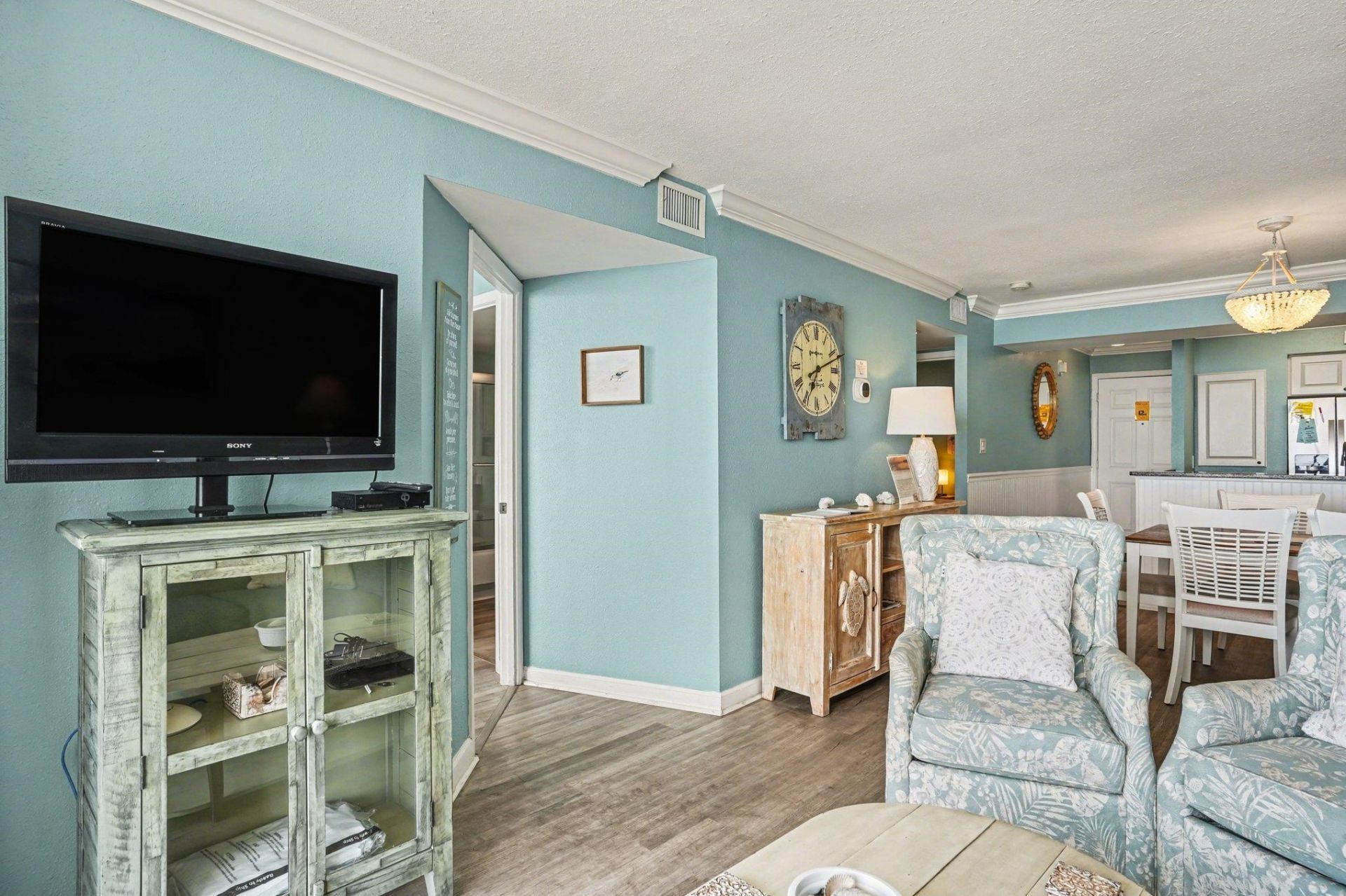 9400 Shore Dr. Photo 11