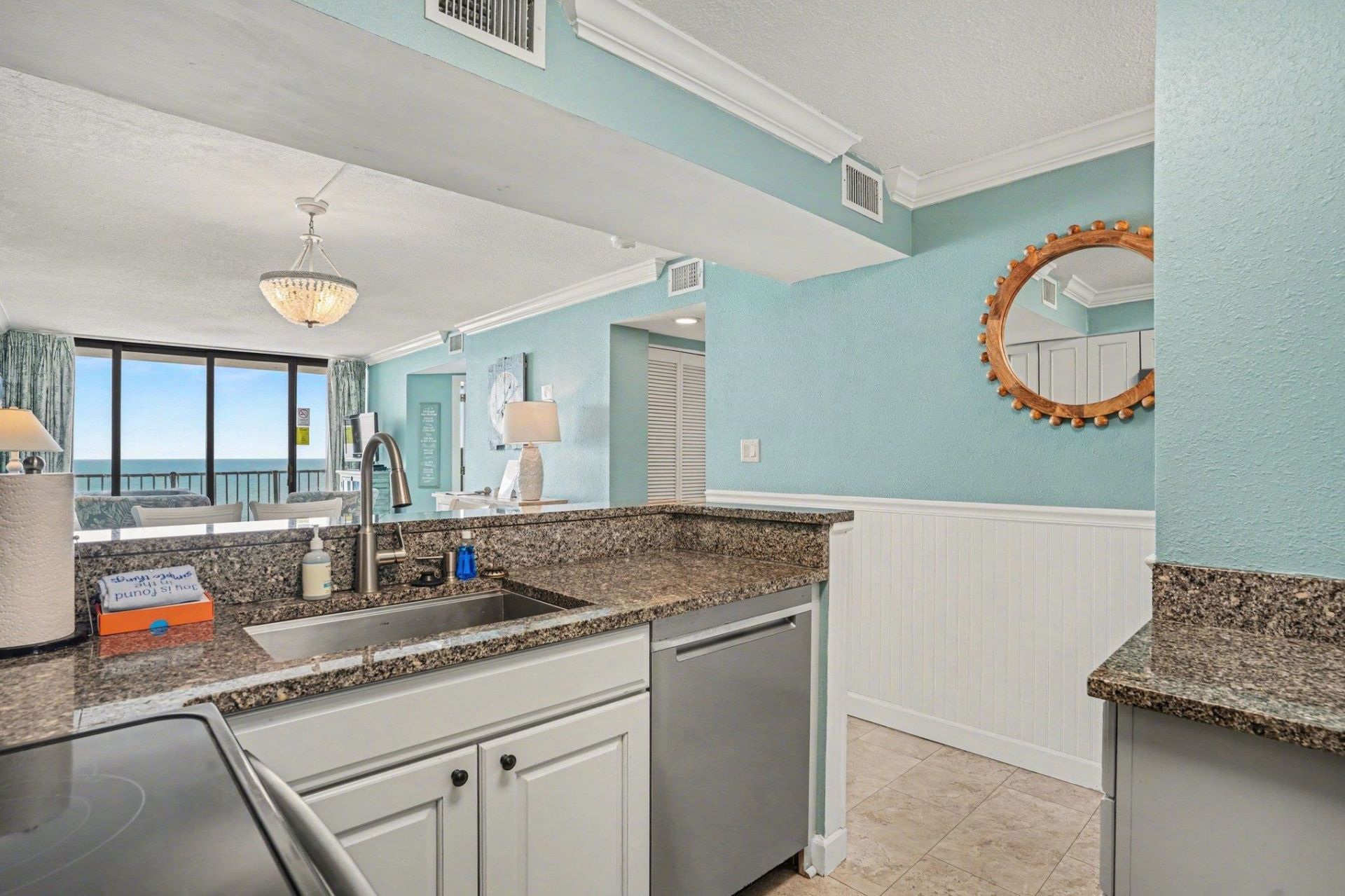 9400 Shore Dr. Photo 7