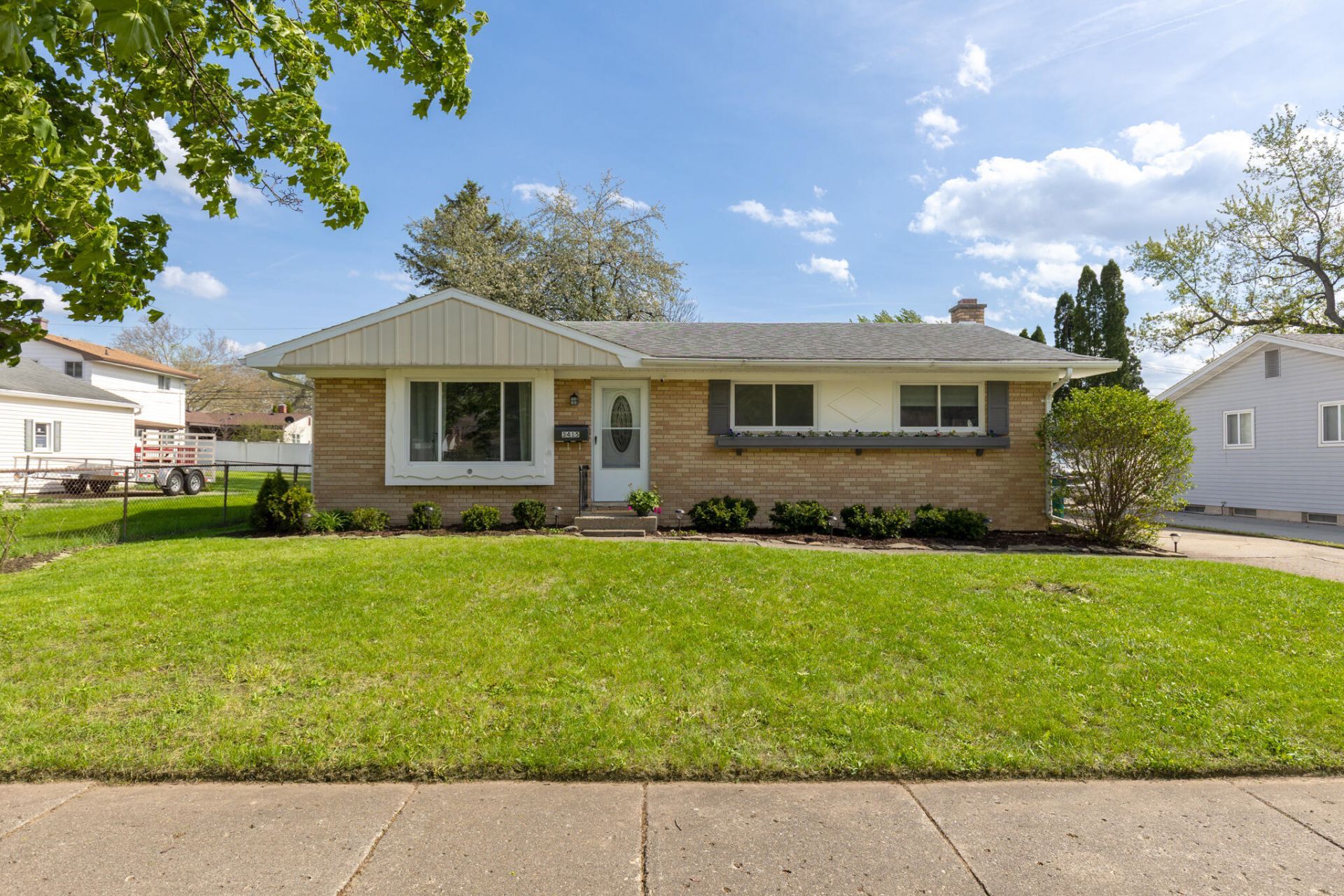 3415 Karen Street, Lansing, MI 48911 Main Photo