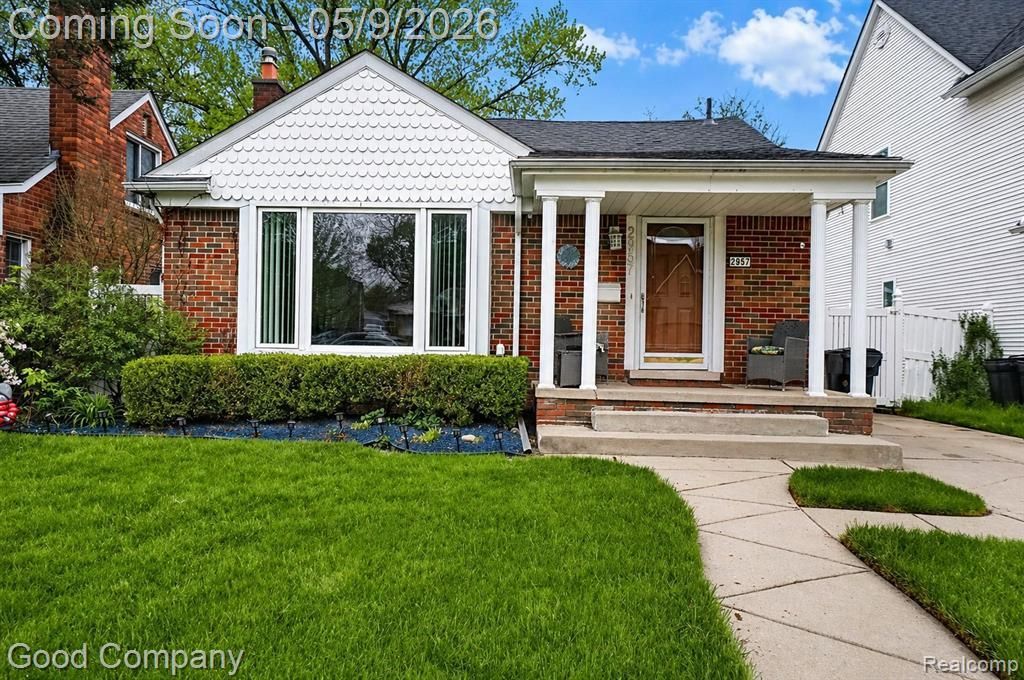 2957 Royal Avenue, Berkley, MI 48072 Main Photo