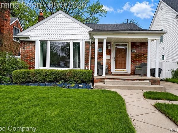 2957 Royal Avenue, Berkley, MI 48072