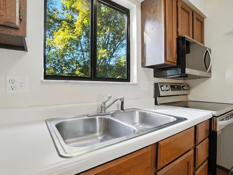 1442 Londondale, Unit 1-1, Newark, OH 43055 Photo 11