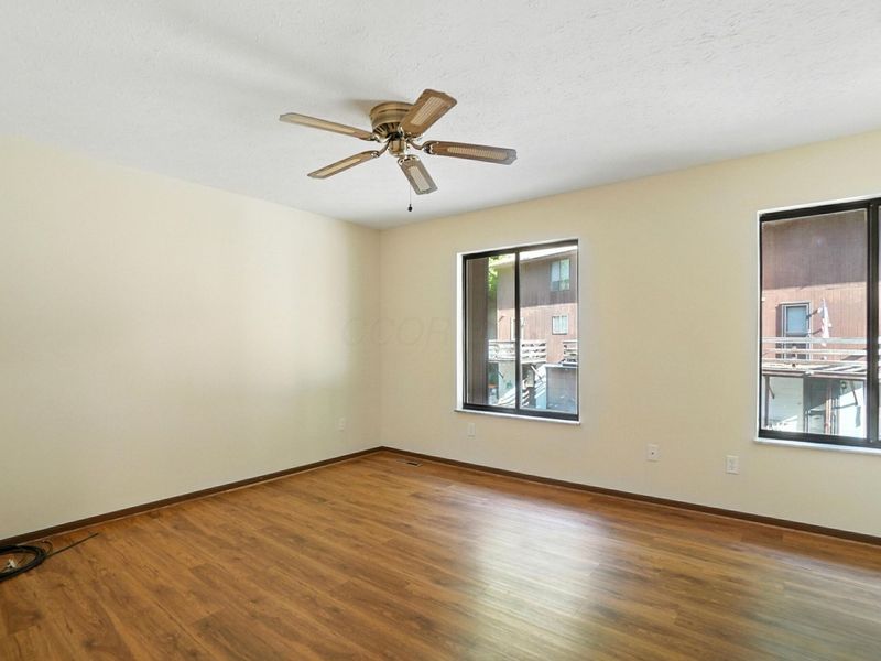 1442 Londondale, Unit 1-1, Newark, OH 43055 Photo 18