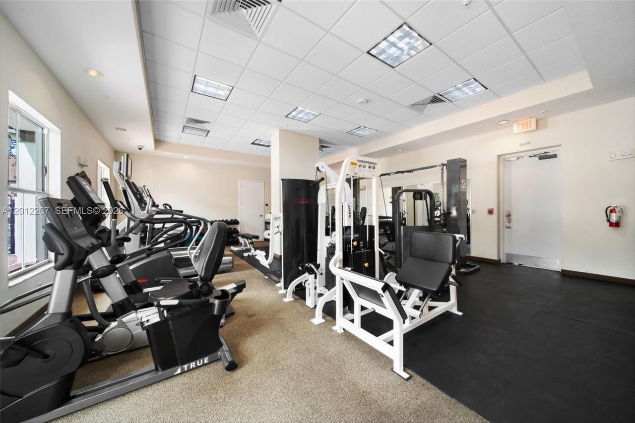 9021 SW 94th St , Unit 310, Miami, FL 33176 Photo