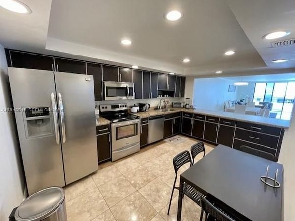 2500 Parkview Dr , Unit 2114, Hallandale Beach, FL 33009