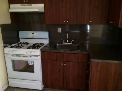 1120 NW 24 Ct, Miami, FL 33125 Photo