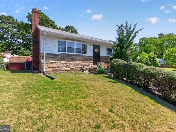 914 LINWOOD STREET , HYATTSVILLE, MD 20783